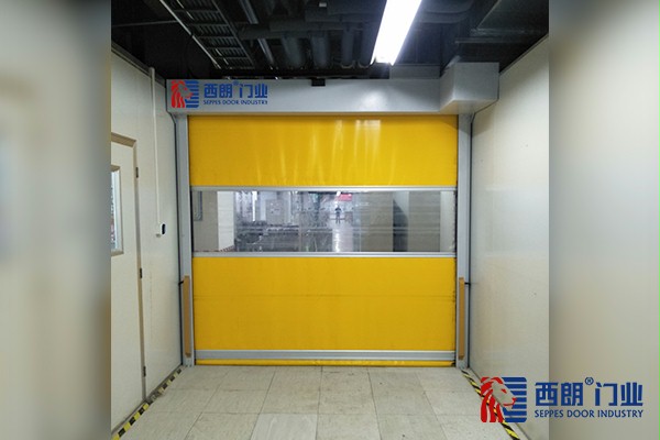 工业厂房内部快速卷帘门