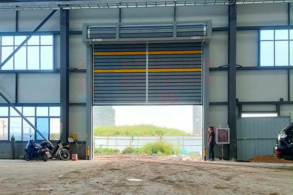 硬质快速卷帘门