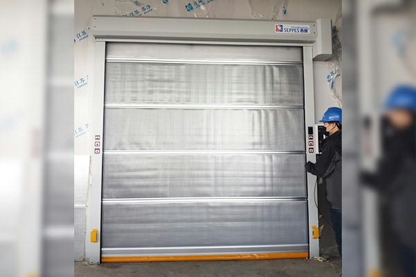 西朗快速卷帘门