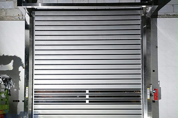 西朗硬质快速门