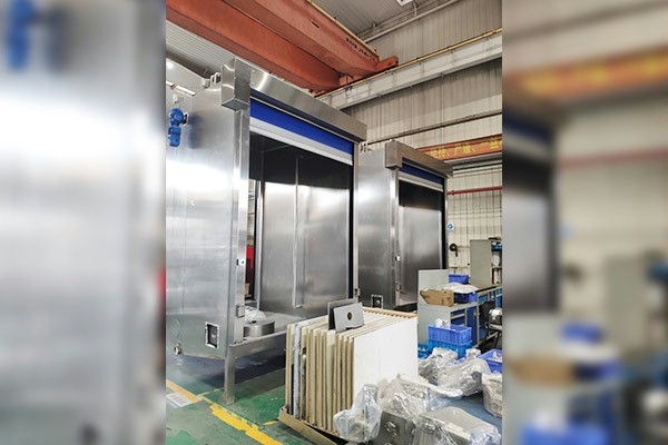 零部件设备车间快速卷帘门2 零部件设备车间快速卷帘门